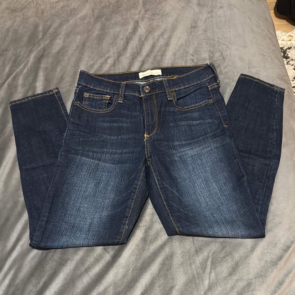 GAP, dark indigo skinny jeans. 27, ankle.